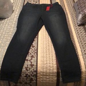 NWT Jennifer Lopez Skinny Jeans